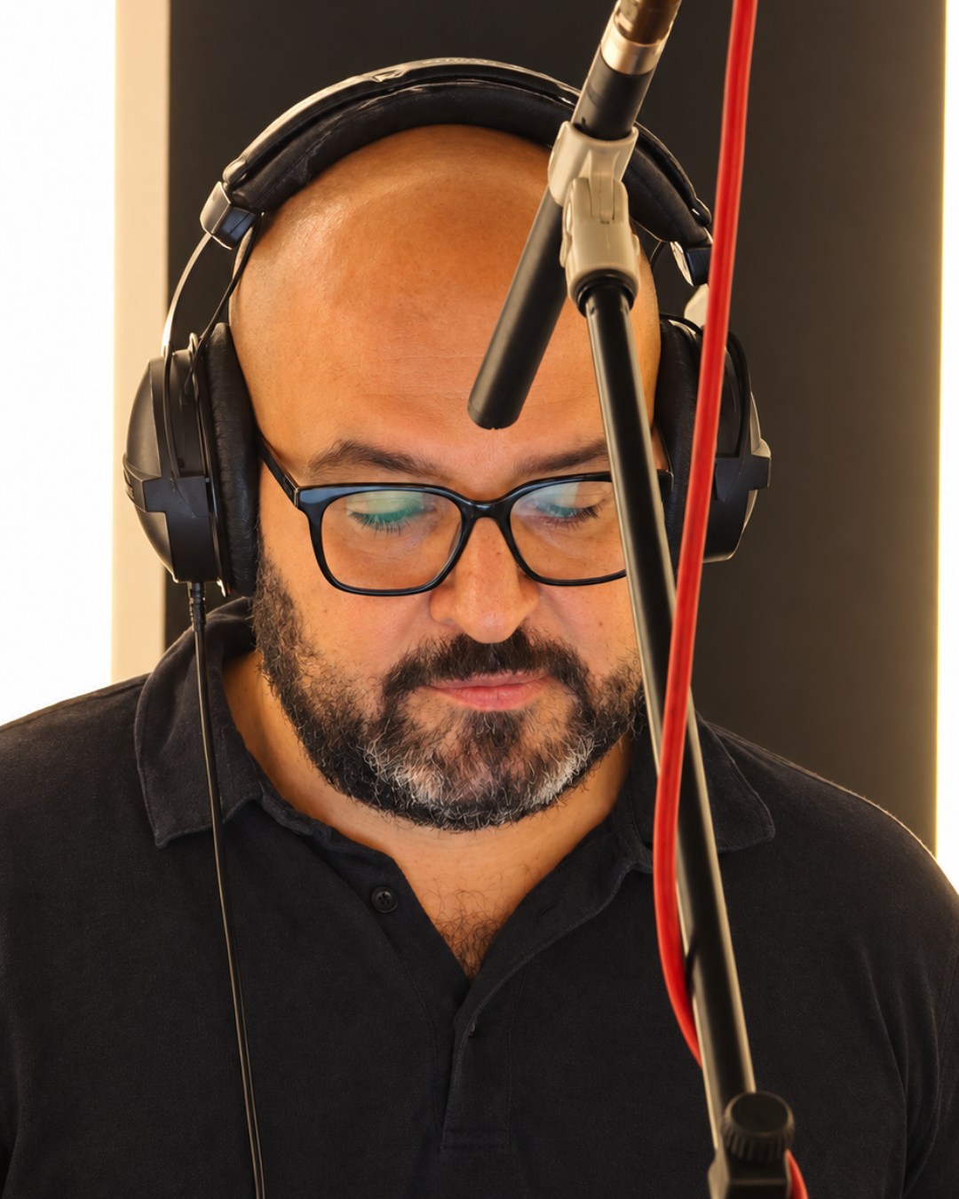 Marco Di Stefano Marco Di Stefano in sala di registrazione